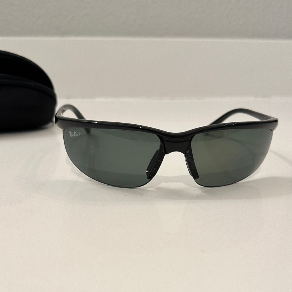Ray-Ban Glossy Black Sunglasses